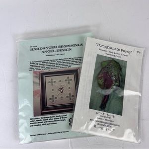 Pair of fiber arts kit/pattern-needlework & sewing